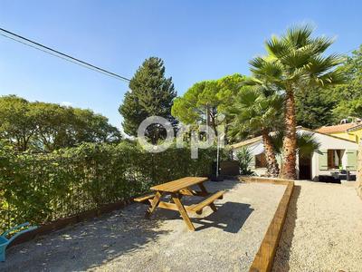 Maison - 95 m² - 3 pièces