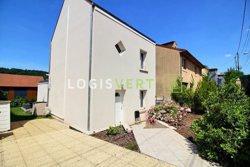 Maison contemporaine - 95 m² - 5 pièces