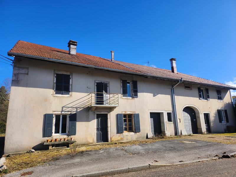 Corps de ferme - 168 m² - 6 pièces