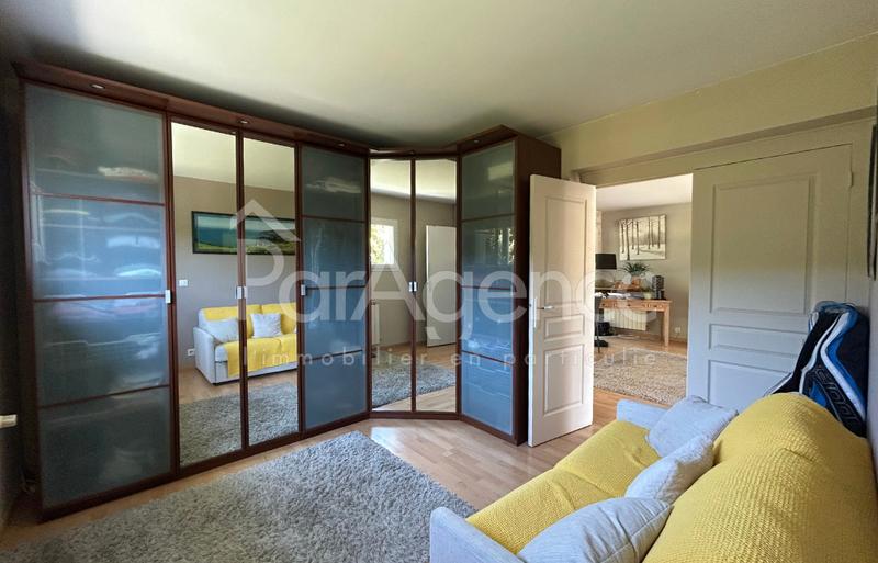 Maison - 184 m² - 6 pièces