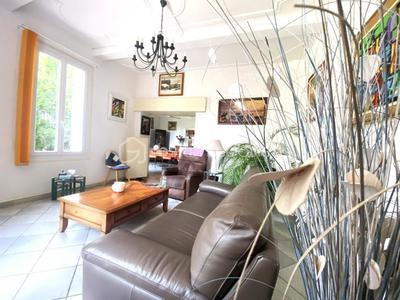 Demeure - 139 m² - 6 pièces