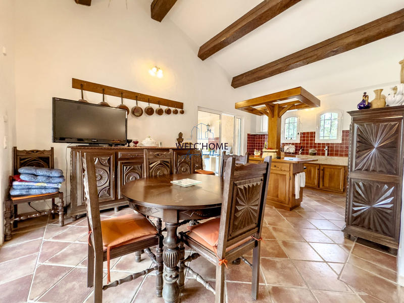 Villa - 250 m² - 9 pièces