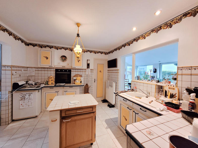 Maison - 95 m² - 4 pièces