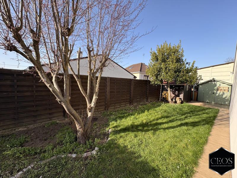 Maison - 180 m² - 8 pièces