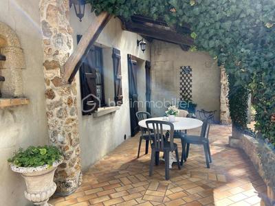 Maison - 250 m² - 10 pièces