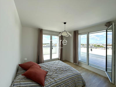 Appartement - 90 m² - 4 pièces