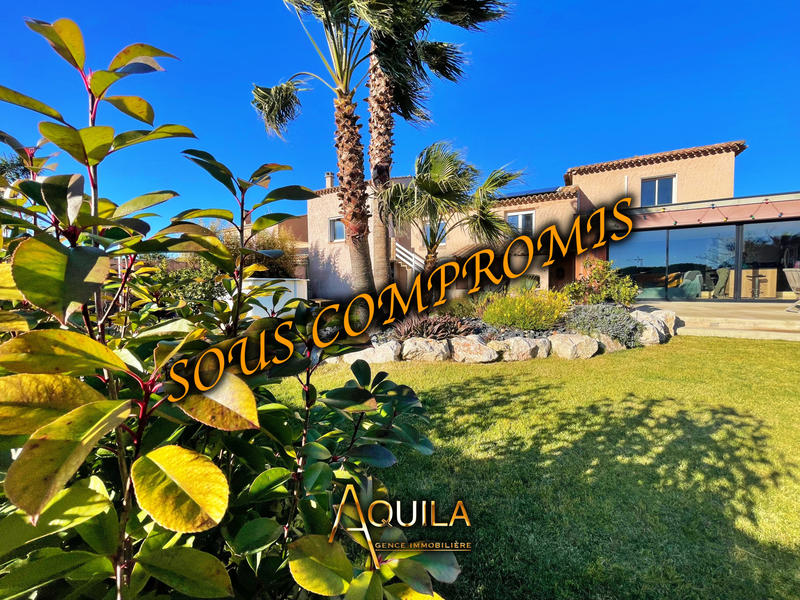 Villa - 166 m² - 6 pièces