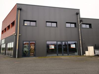 Local d'activités - 97 m²