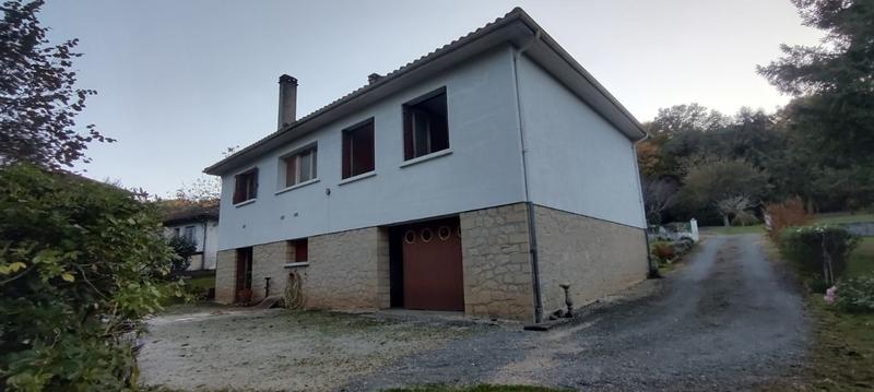 Maison - 90 m² - 7 pièces