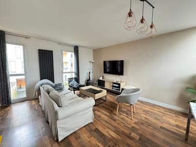 Chambre - 10 m² - 5 pièces