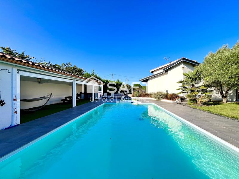 Maison - 140 m² - 4 pièces