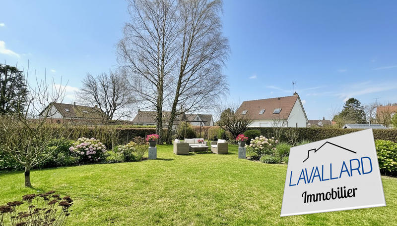 Maison - 178 m² - 8 pièces