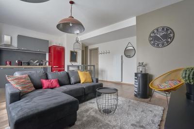 Appartement - 83 m² - 5 pièces