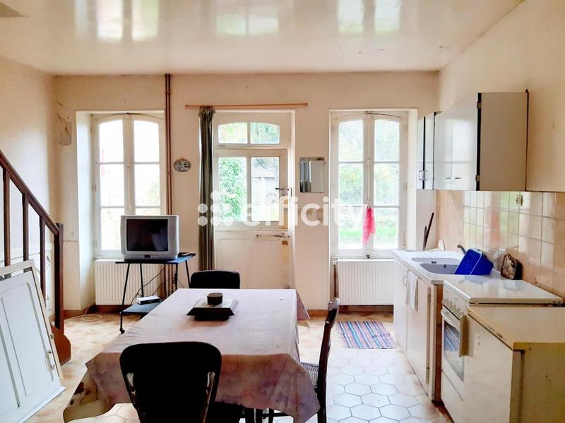 Maison - 99 m² - 4 pièces