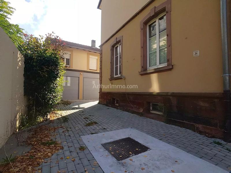 Immeuble - 165 m² - 15 pièces