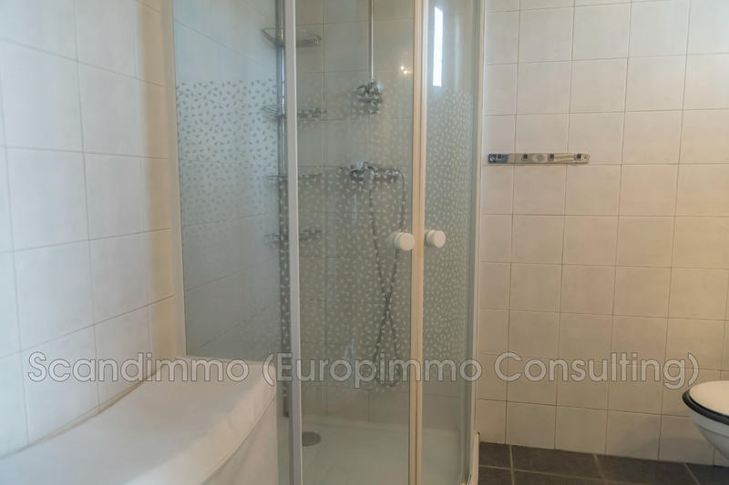 Maison - 141 m² - 8 pièces