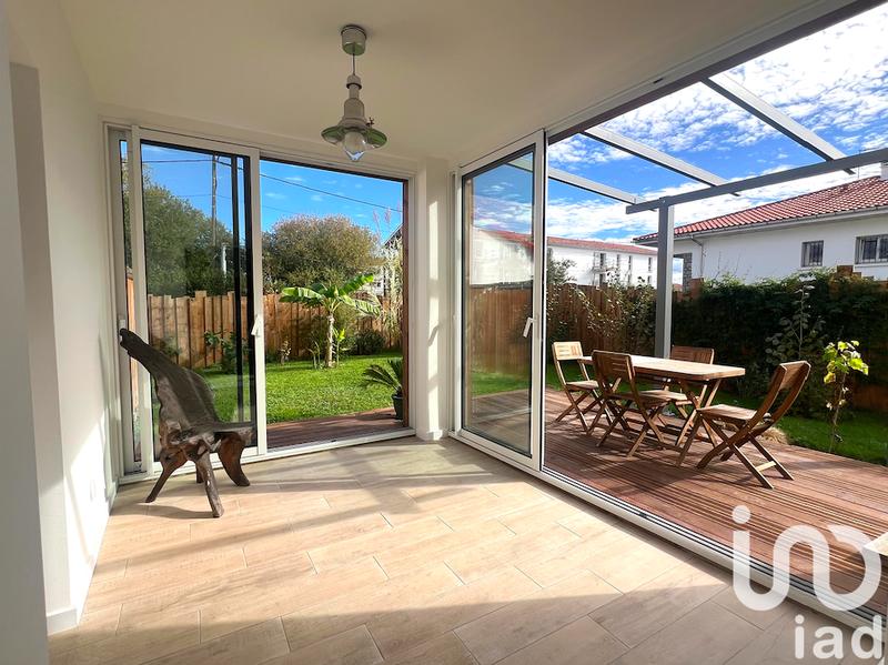 Maison - 121 m² - 6 pièces