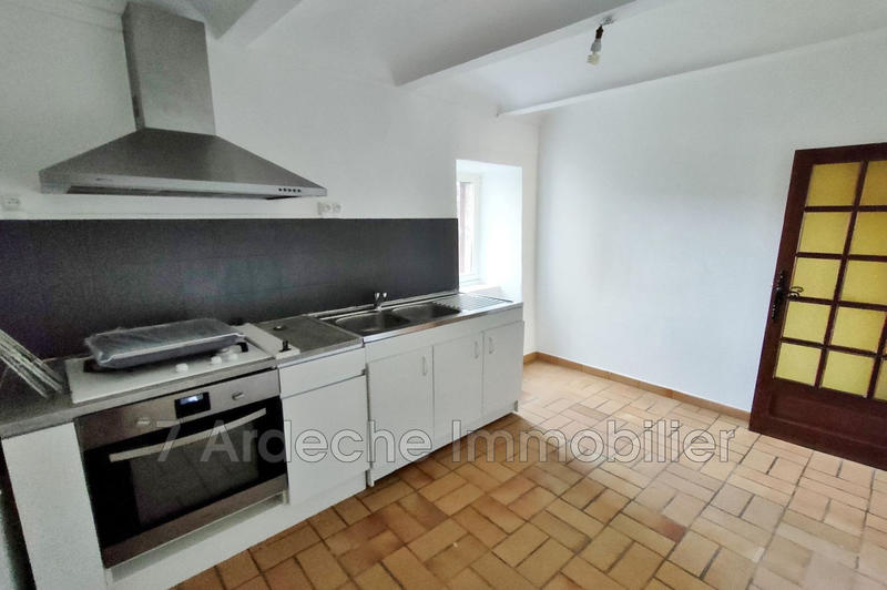 Maison de village - 84 m² - 4 pièces