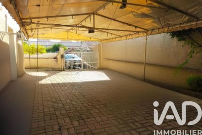 Maison - 267 m² - 5 pièces