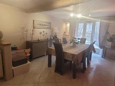 Maison - 147 m² - 6 pièces