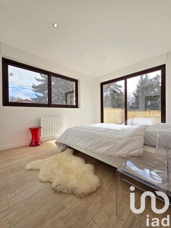 Appartement - 170 m² - 5 pièces