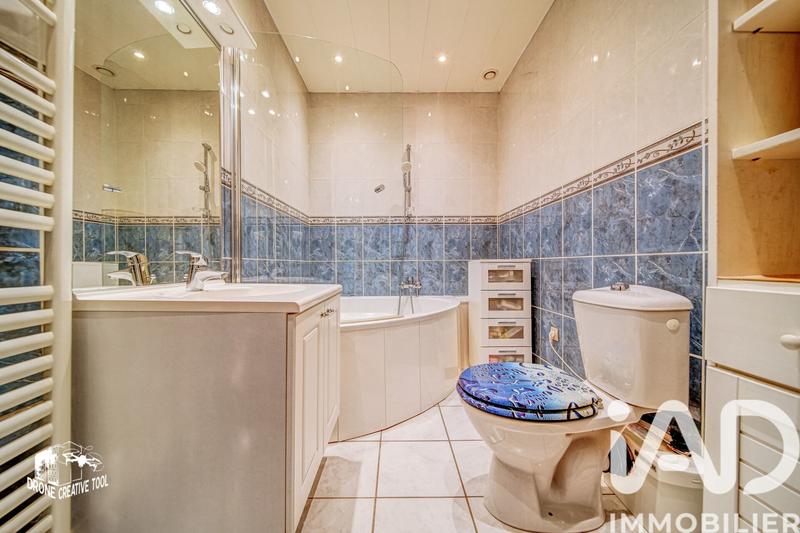 Maison - 84 m² - 4 pièces