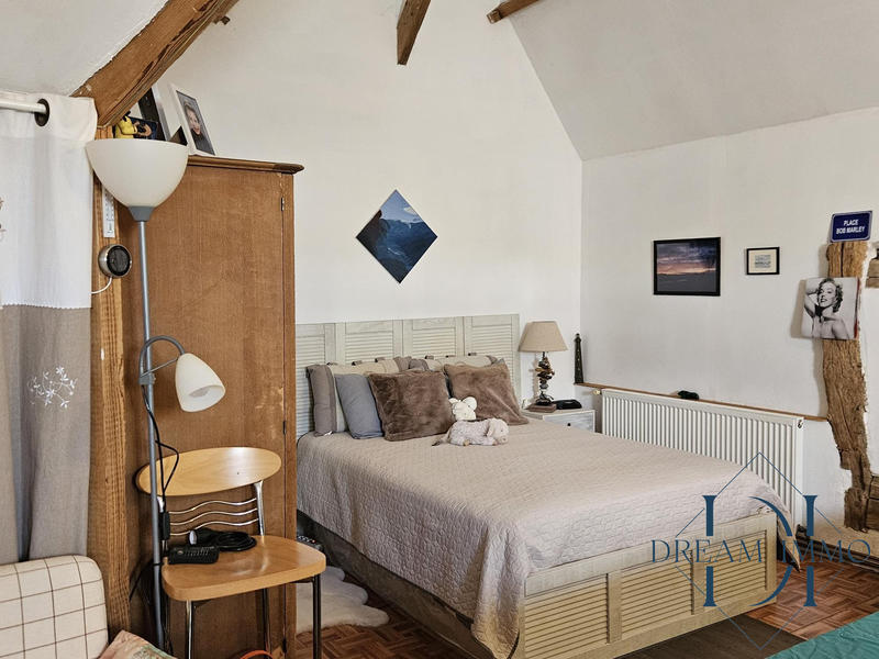 Maison - 187 m² - 7 pièces