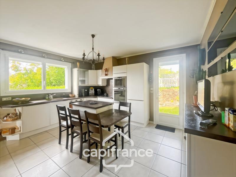 Maison - 166 m² - 7 pièces