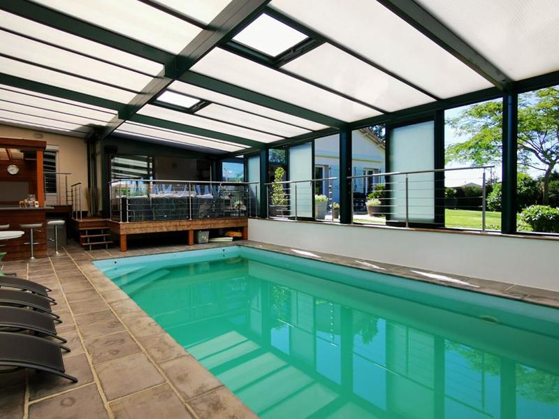 Maison - 215 m² - 14 pièces