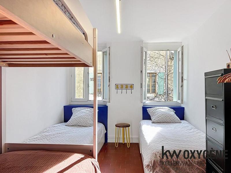 Maison - 92 m² - 5 pièces