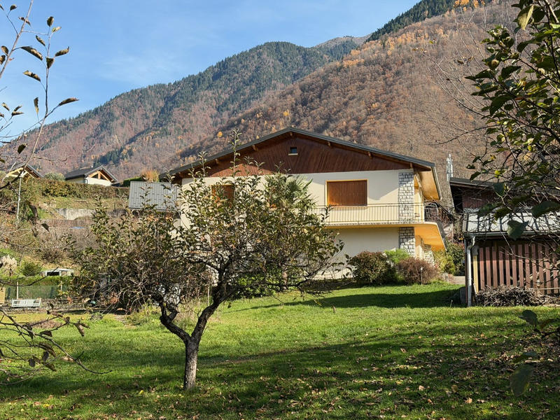 Villa - 100 m² - 4 pièces