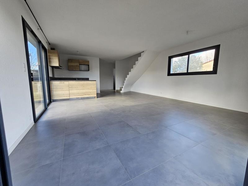 Maison - 111 m² - 5 pièces