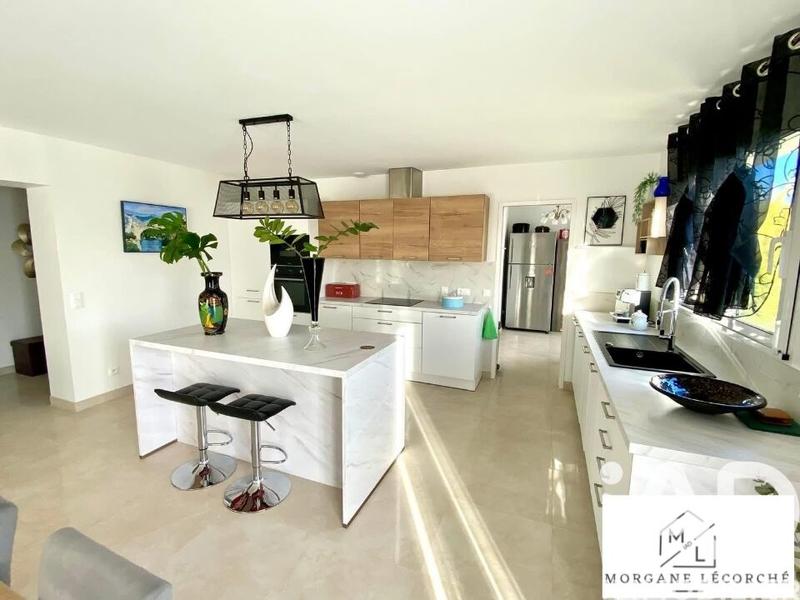 Maison - 128 m² - 4 pièces