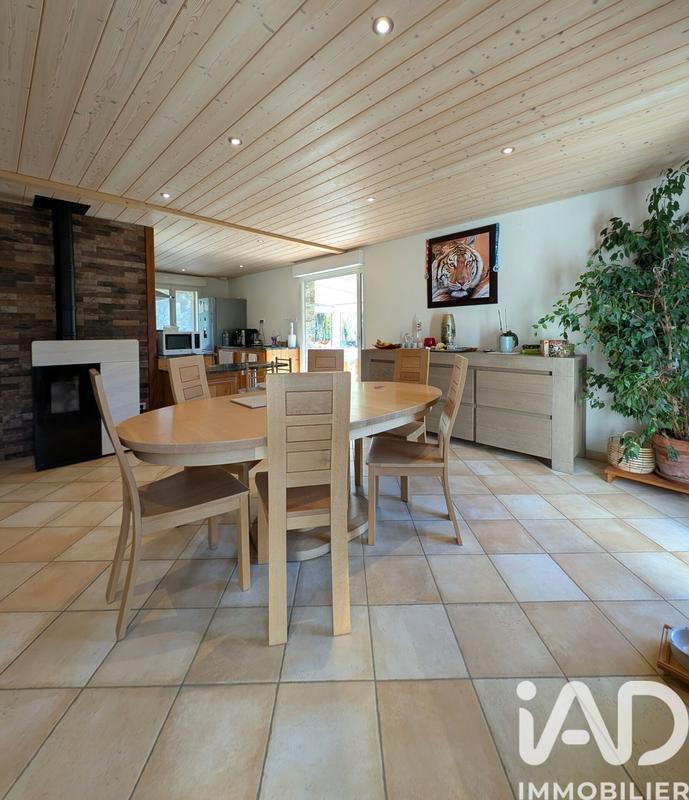 Maison - 107 m² - 4 pièces