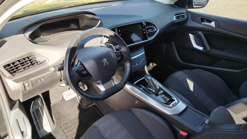 Peugeot 308 1.2 Puretech 130 Eat8 Style