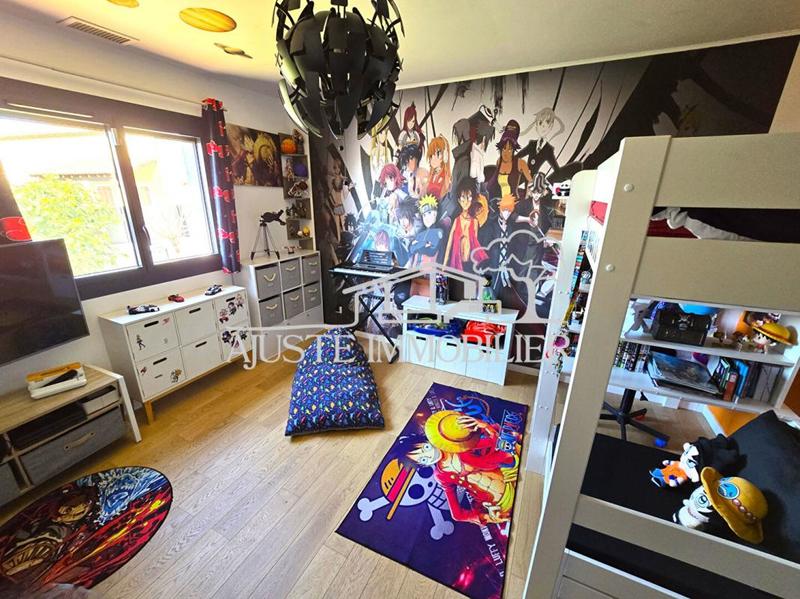 Villa - 200 m² - 7 pièces