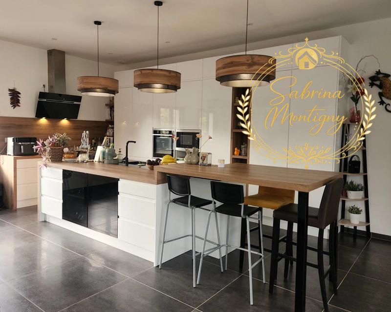 Maison - 240 m² - 7 pièces