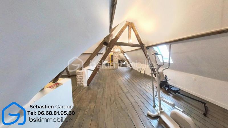 Corps de ferme - 213 m² - 7 pièces