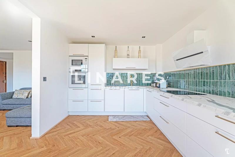 Appartement - 111 m² - 5 pièces