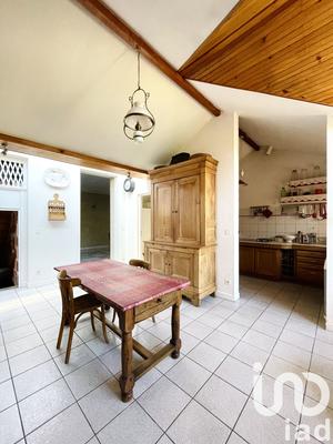 Maison - 98 m² - 5 pièces