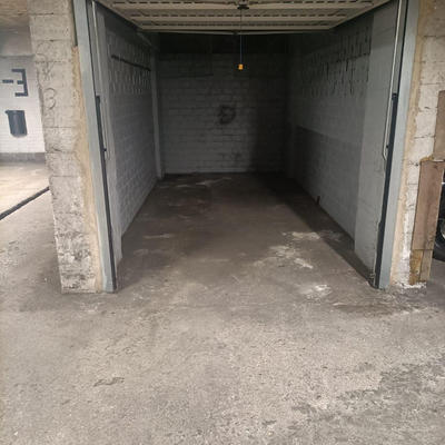 Parking / Garage - 13 m²