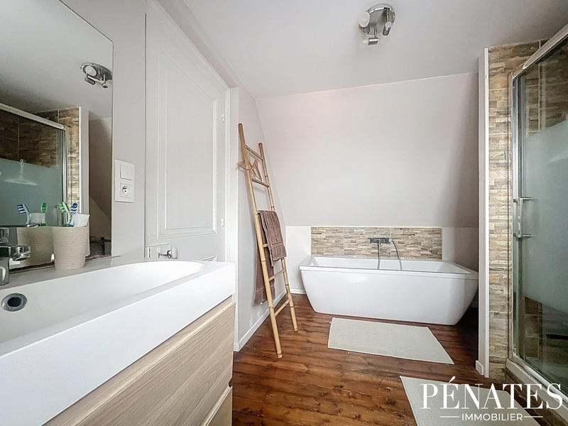 Maison ancienne - 117 m² - 6 pièces