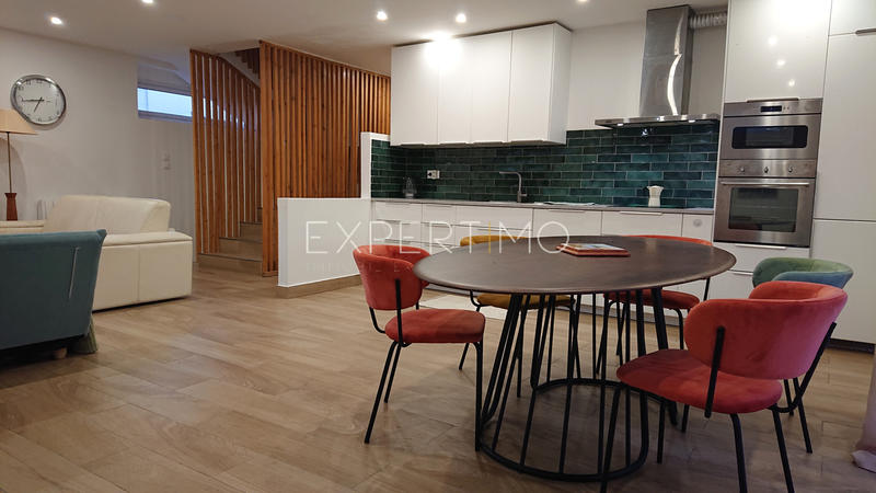 Maison - 199 m² - 6 pièces