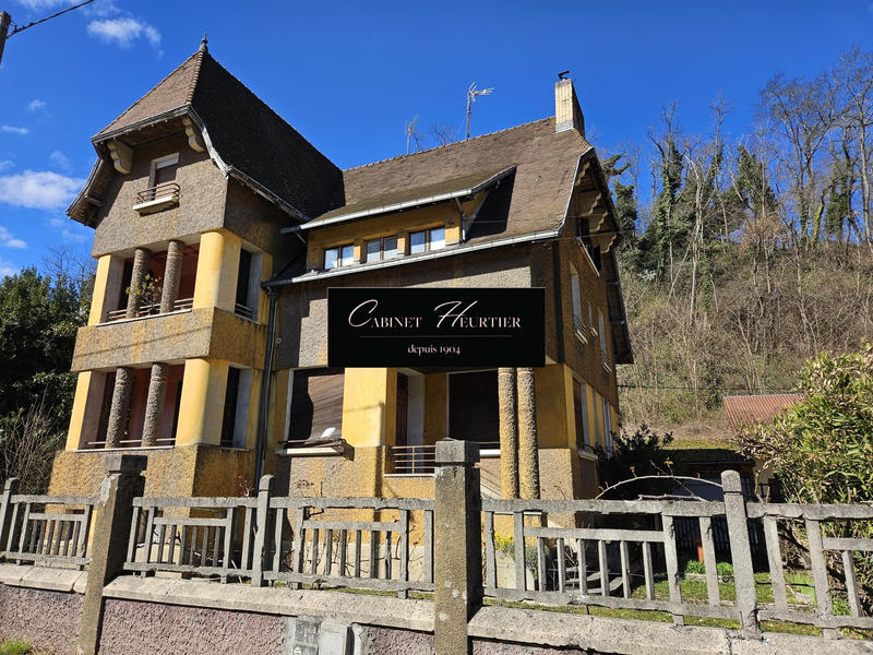 Appartement - 120 m² - 5 pièces