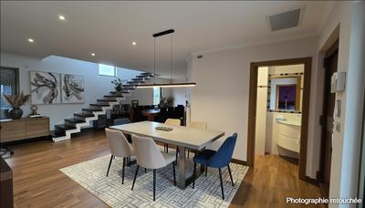 Maison - 127 m² - 5 pièces