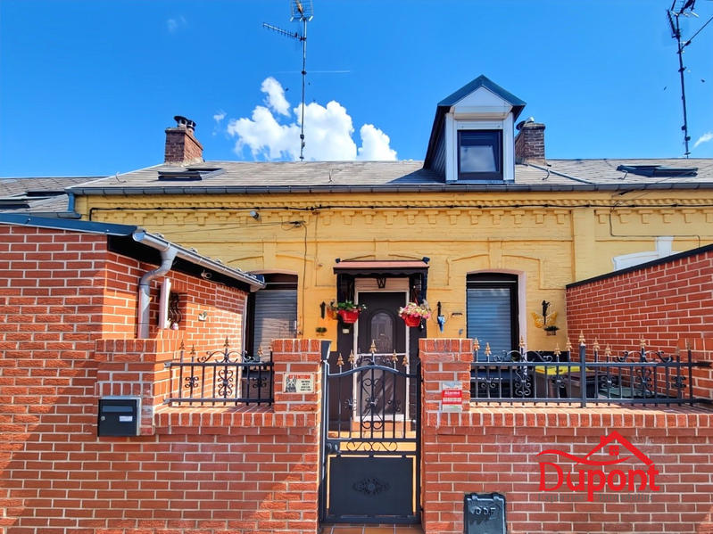 Maison - 84 m² - 4 pièces