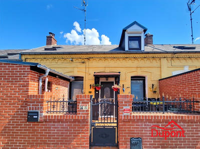 Maison - 84 m² - 4 pièces