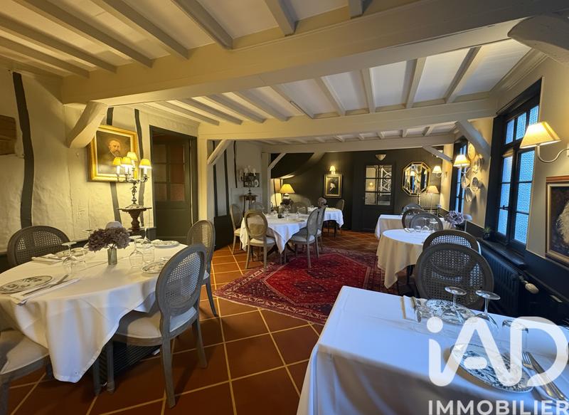 Maison - 533 m² - 10 pièces