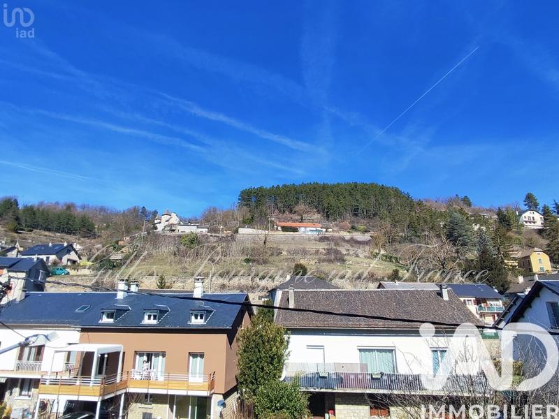 Appartement - 90 m² - 4 pièces