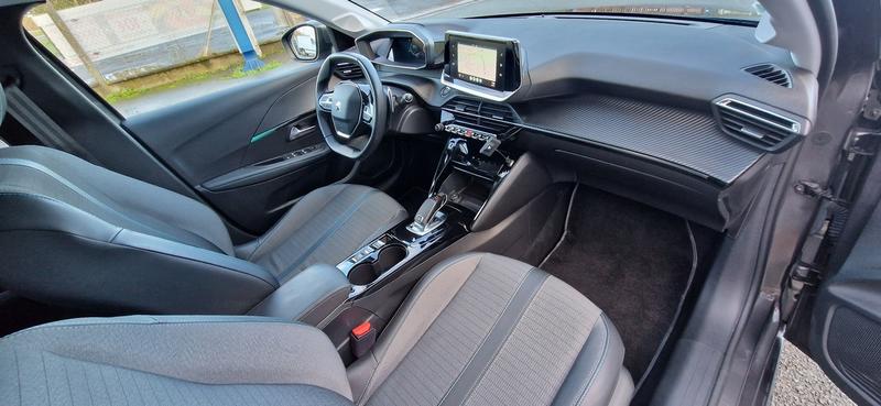 Peugeot 208 100 s&amp;S Eat8 Allure Pack Kit Ethanol E85